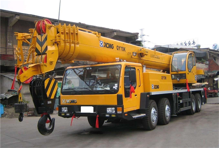 察隅县吊车出租选择重点