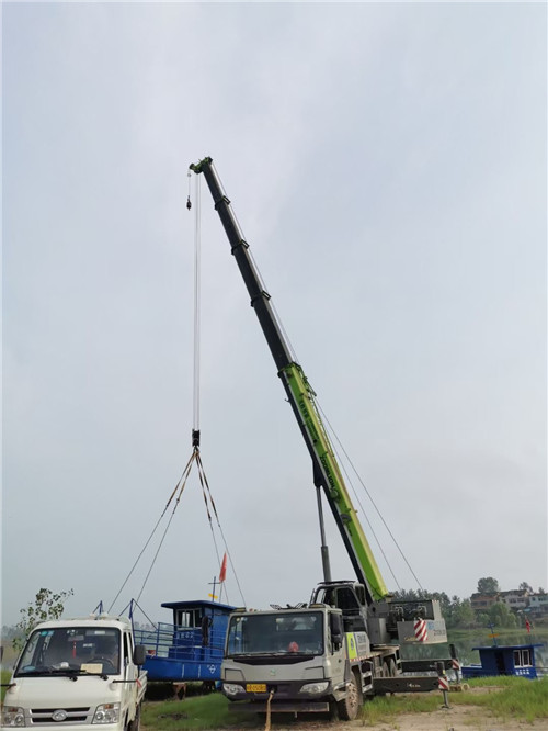 察隅县桥梁建设吊装案例